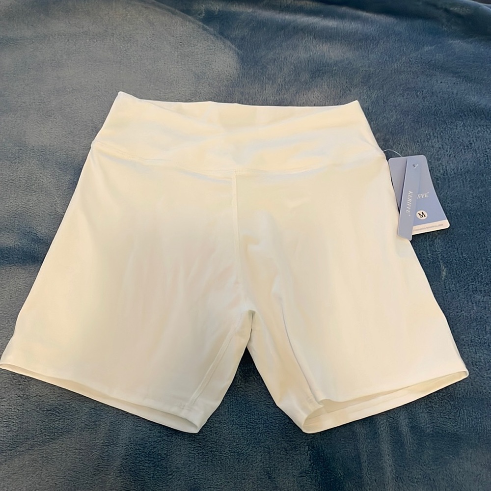 Crossover biker shorts